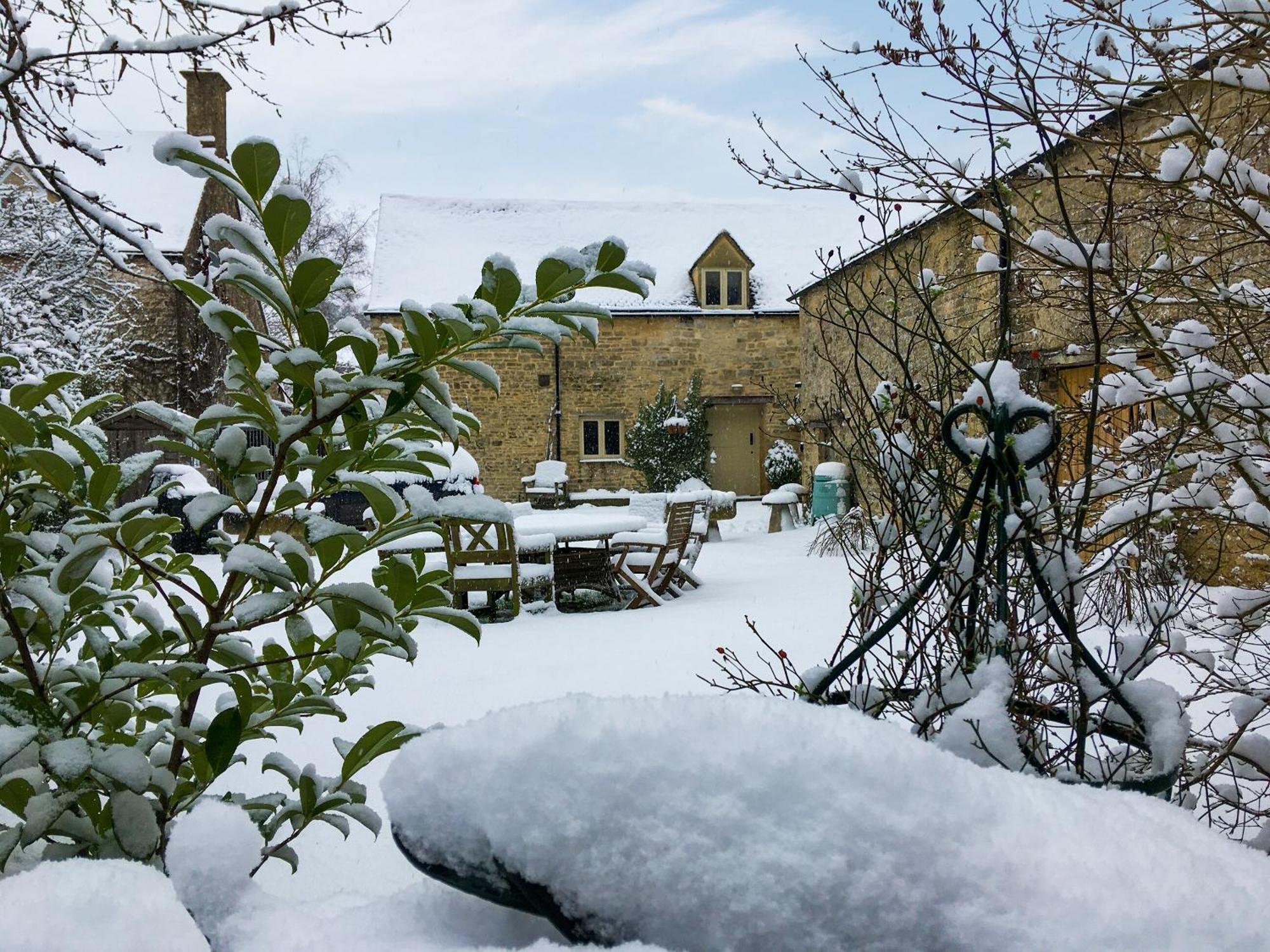 Flowers Barn Daglingworth Εξωτερικό φωτογραφία