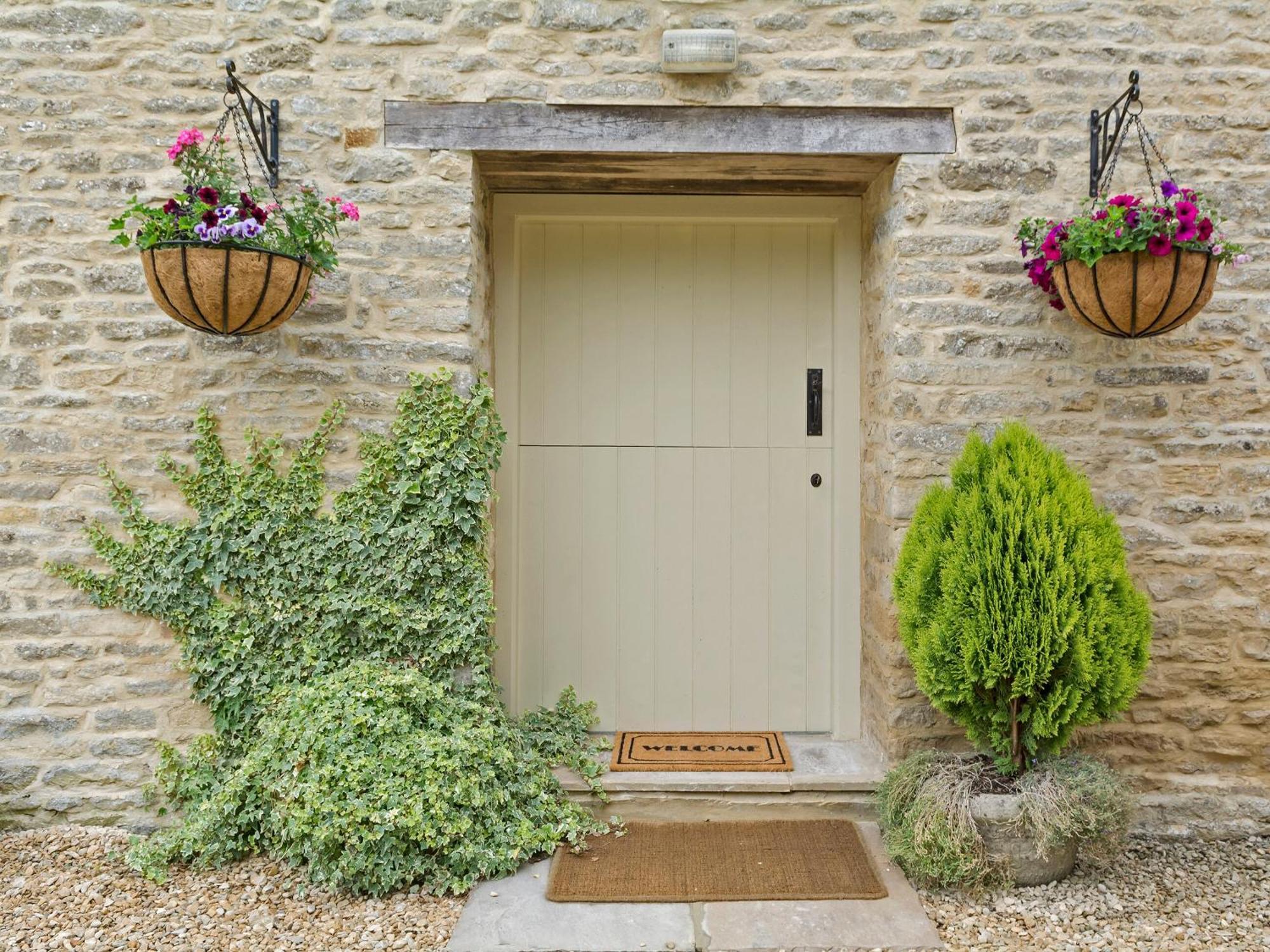 Flowers Barn Daglingworth Εξωτερικό φωτογραφία