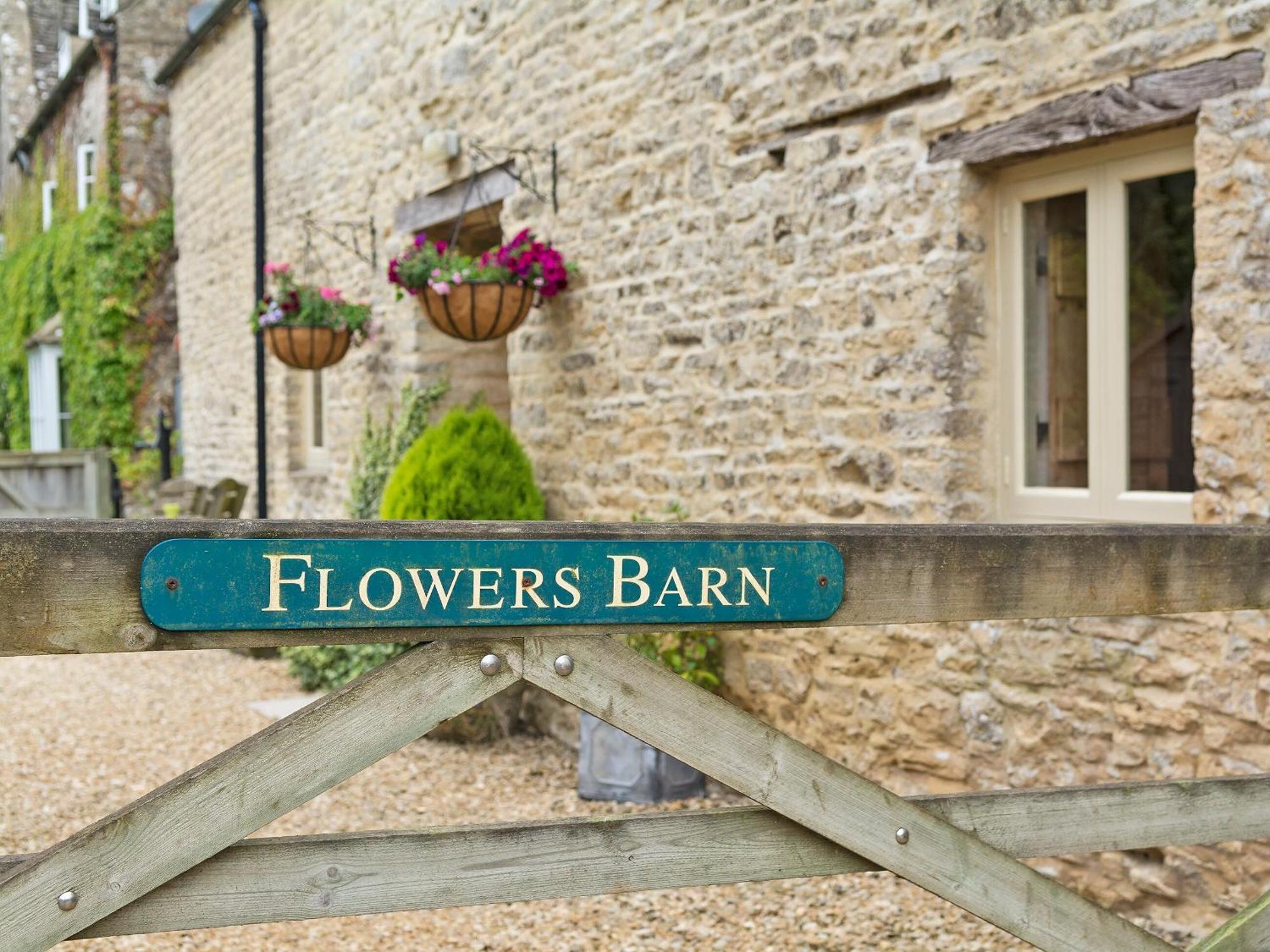 Flowers Barn Daglingworth Εξωτερικό φωτογραφία
